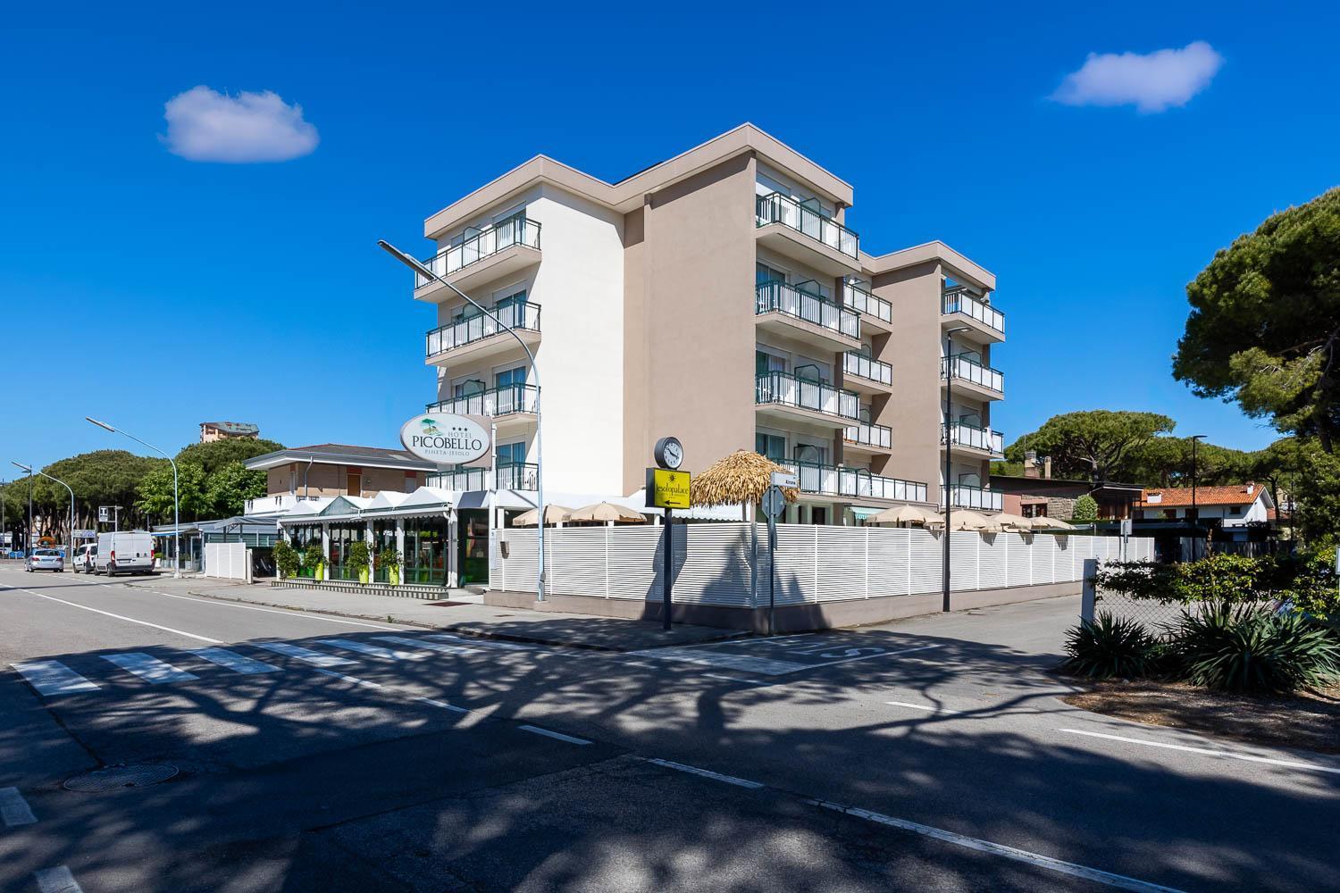 Hotel Picobello Pineta Lido di Jesolo Bagian luar foto